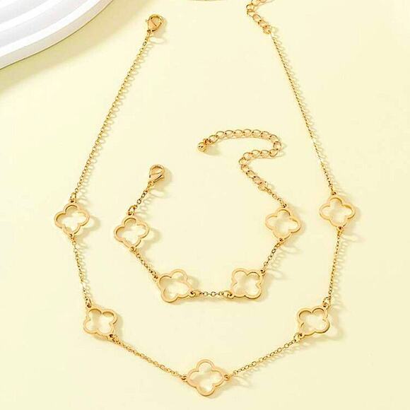 Gold Four Leaf Hollow Out Necklace Bracelet Matching Set - Picture 2 of 5